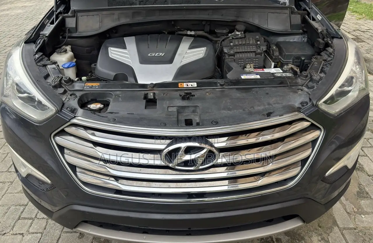 Hyundai Santa Fe 2014 Gray