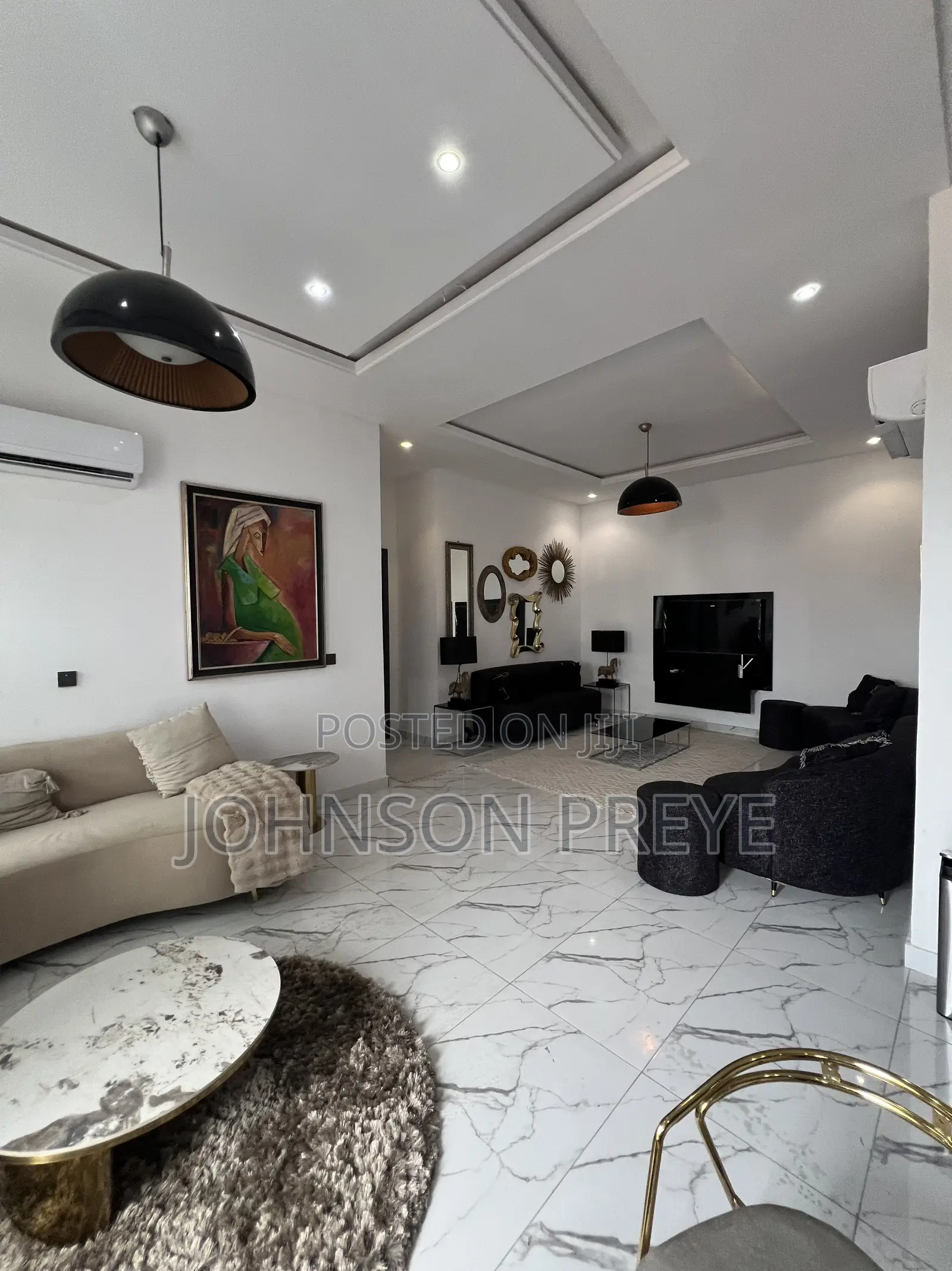 2bdrm Apartment in Lekki Phase 1 Proper for sale