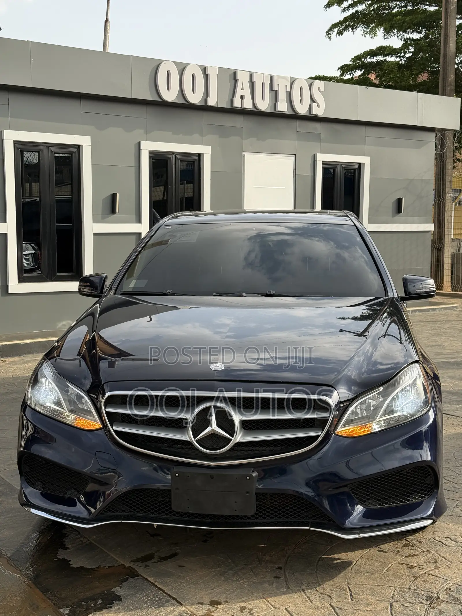 Mercedes-Benz E350 2014 Blue