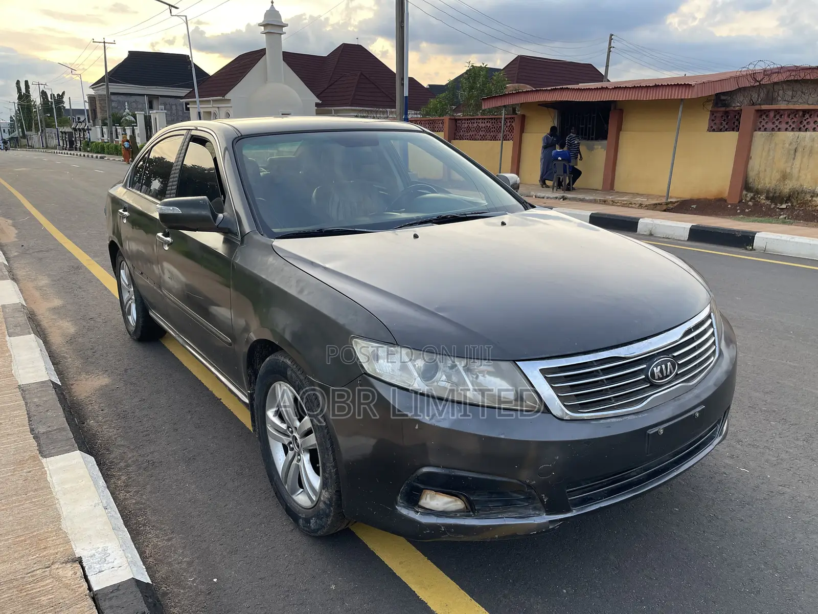 Kia Optima EX Sedan FWD (2.4L 4cyl 5A) 2010 Brown