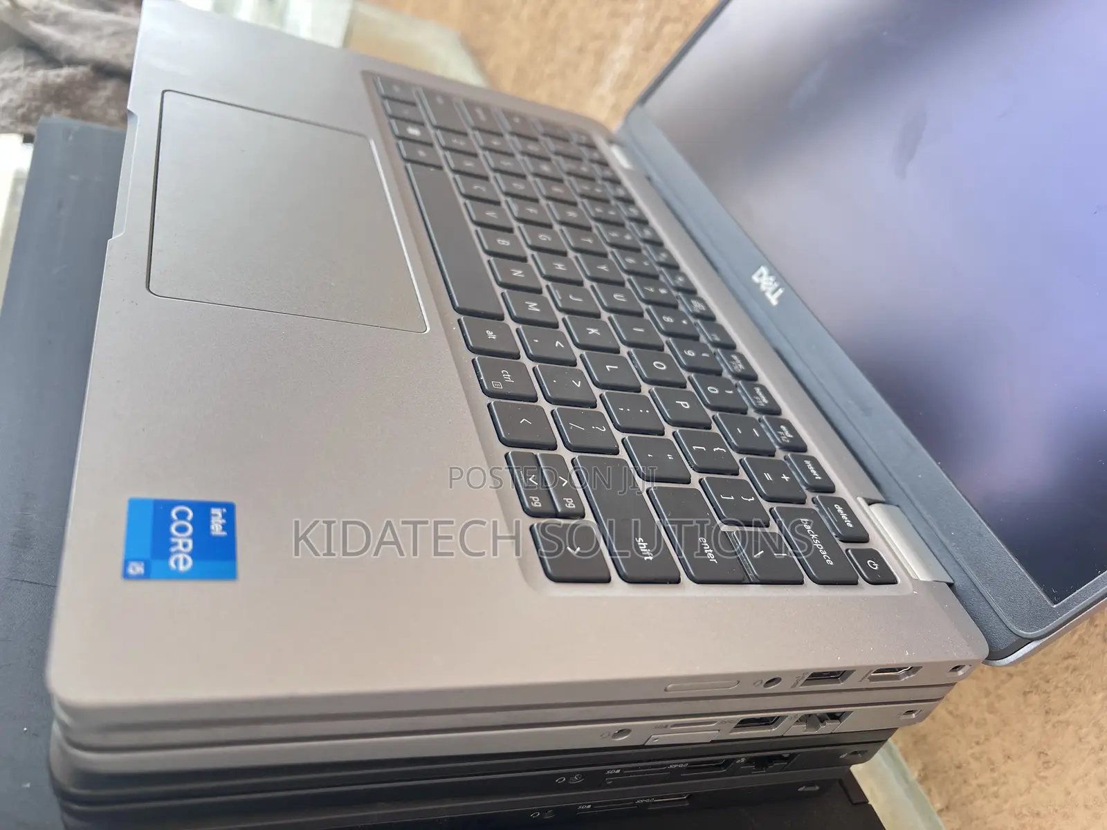 Laptop Dell Latitude 5330 8GB Intel Core i5 SSD 256GB
