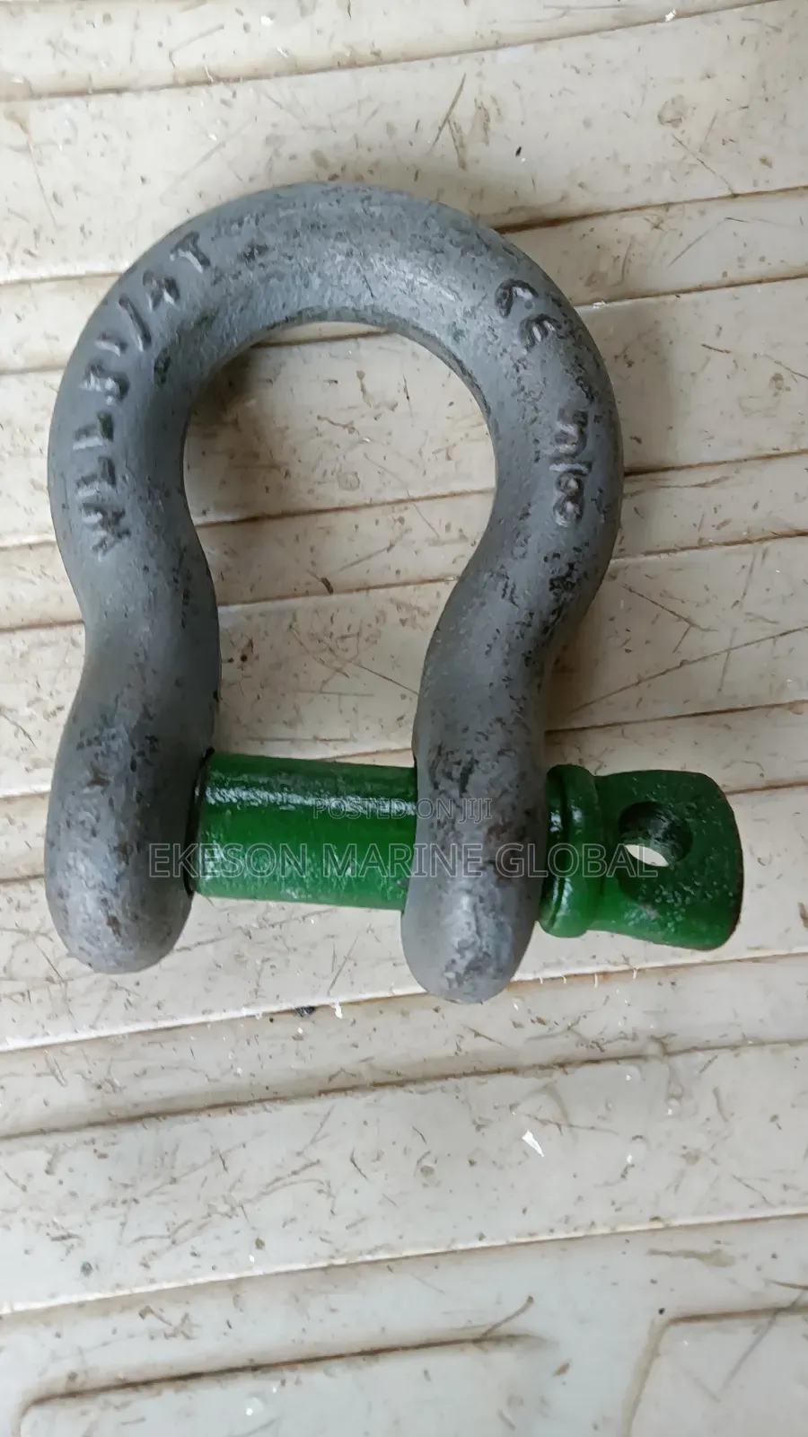3.5 Tons Shackle Bow Screw Bolt ( All Sizes Are Available)