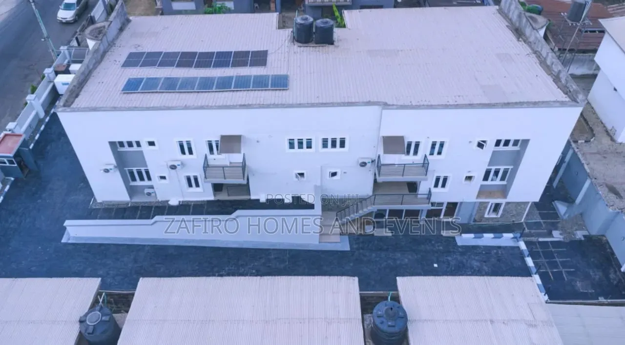 Furnished 12bdrm Duplex in Old Bodija Estate for sale