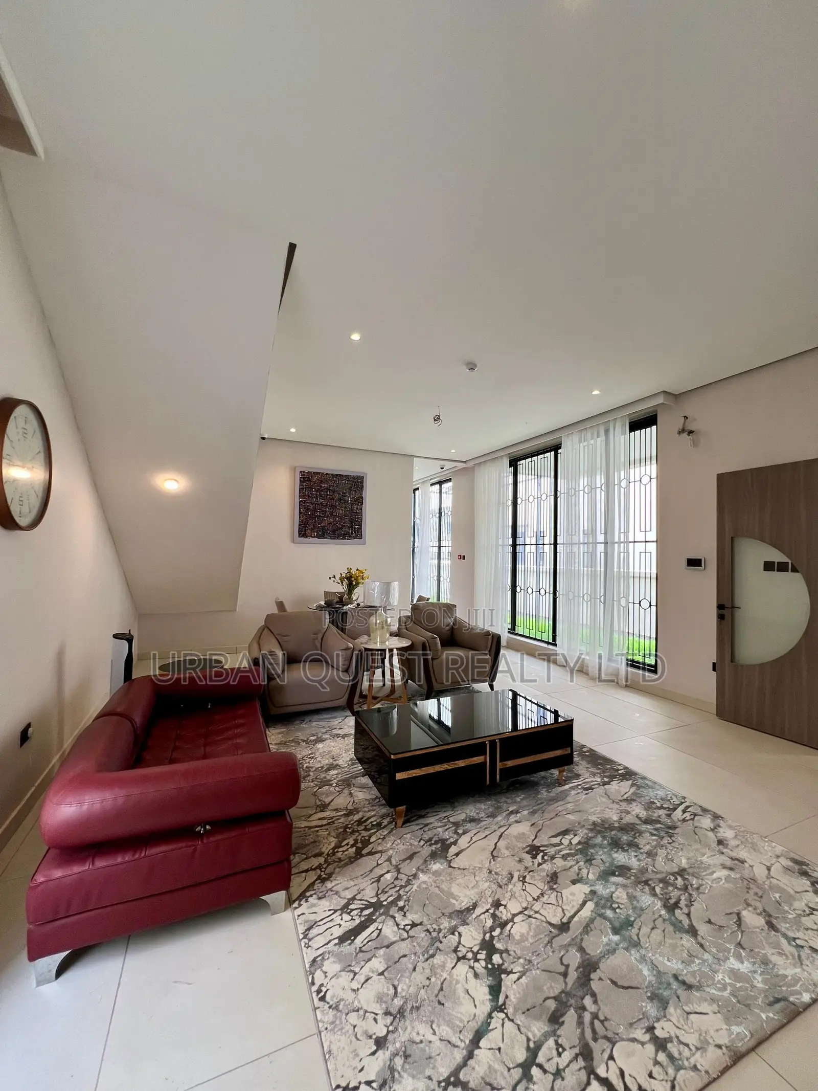 5bdrm Duplex in Lekki for sale