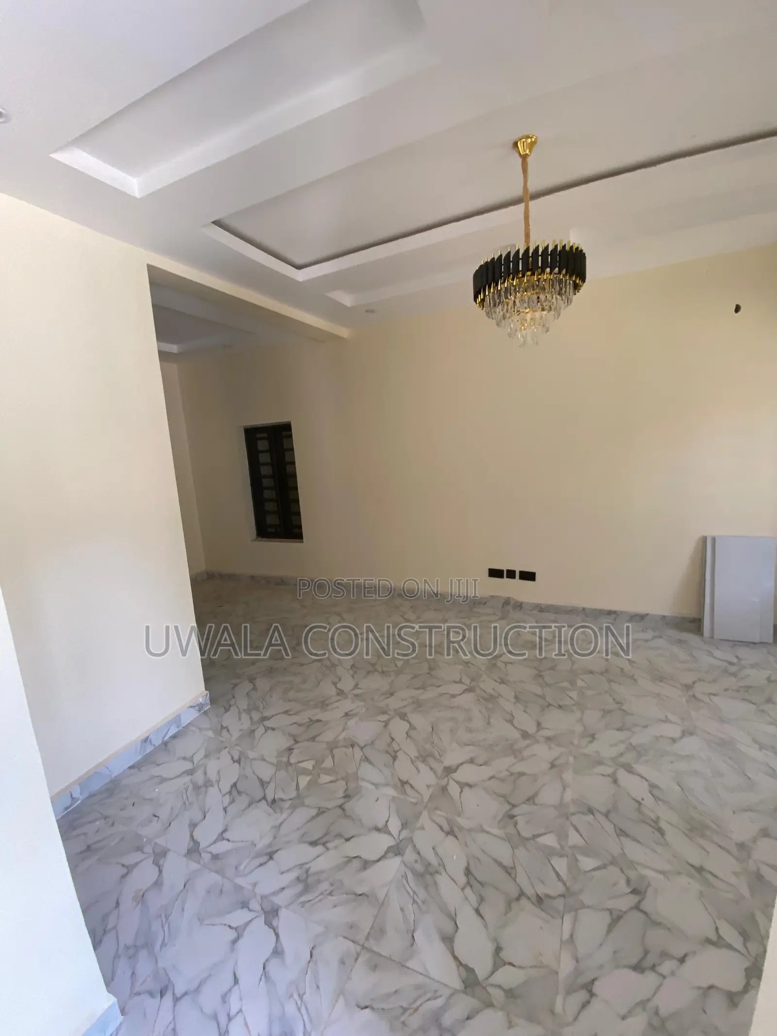 4bdrm Townhouse/Terrace in Gaduwa for sale