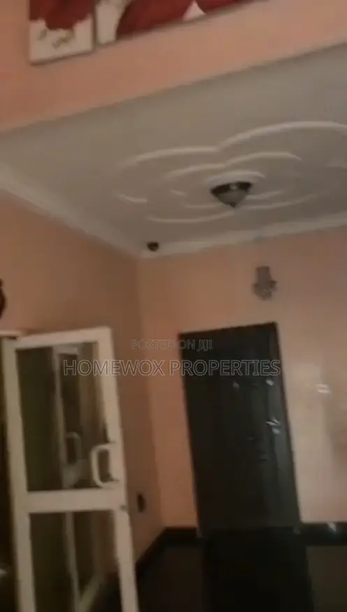Furnished 7bdrm Duplex in Green Estate for sale