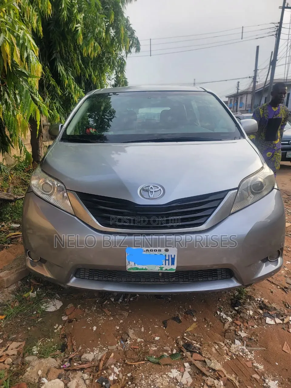 Toyota Sienna 2012 Gray