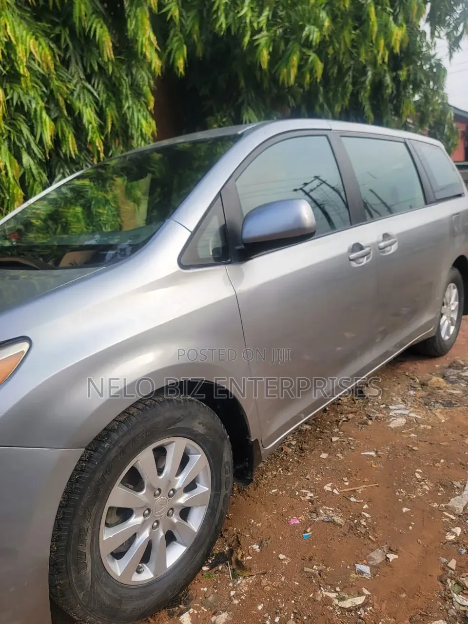 Toyota Sienna 2012 Gray