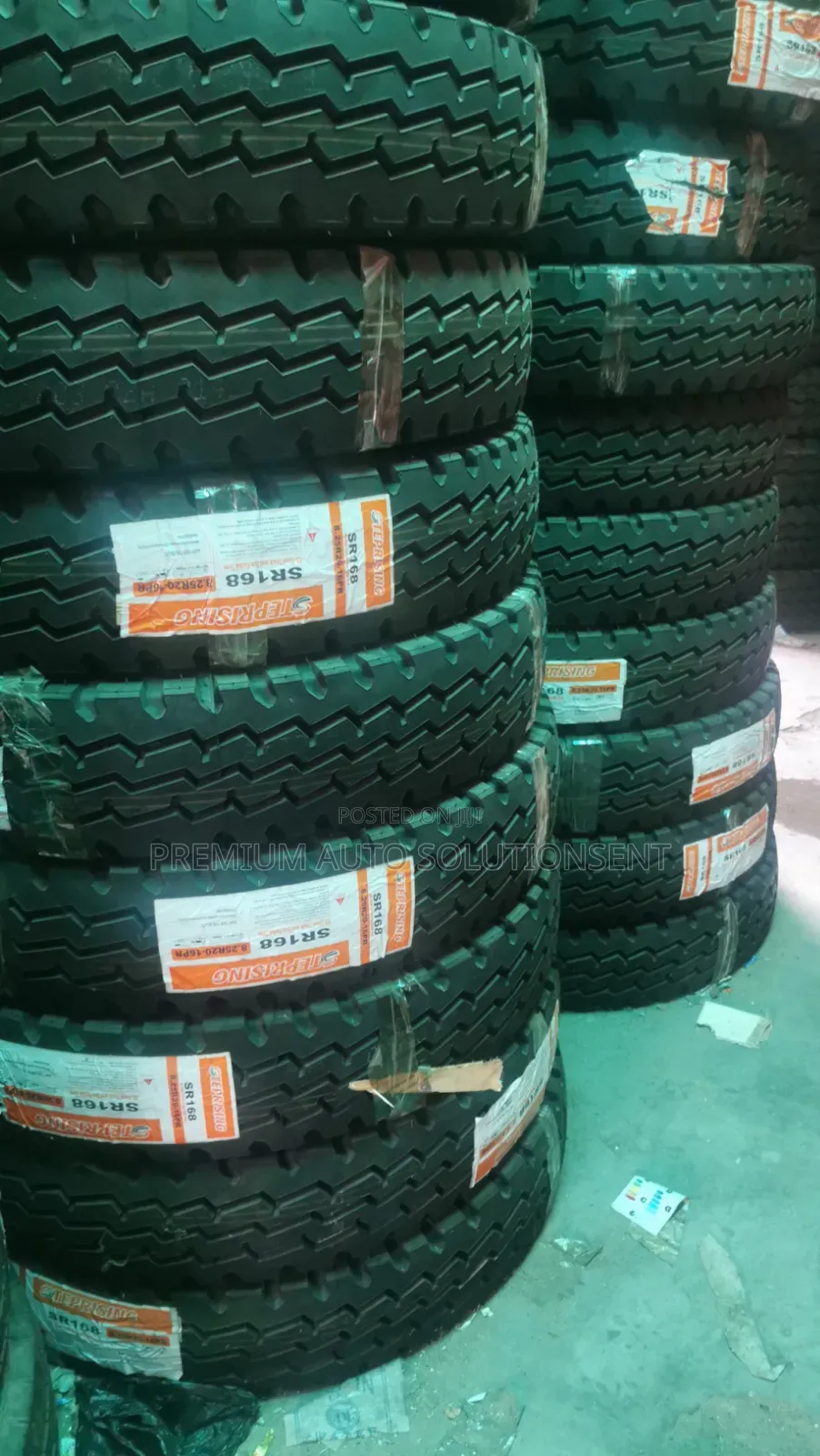Brand New 8.25-20 Truck Tyre
