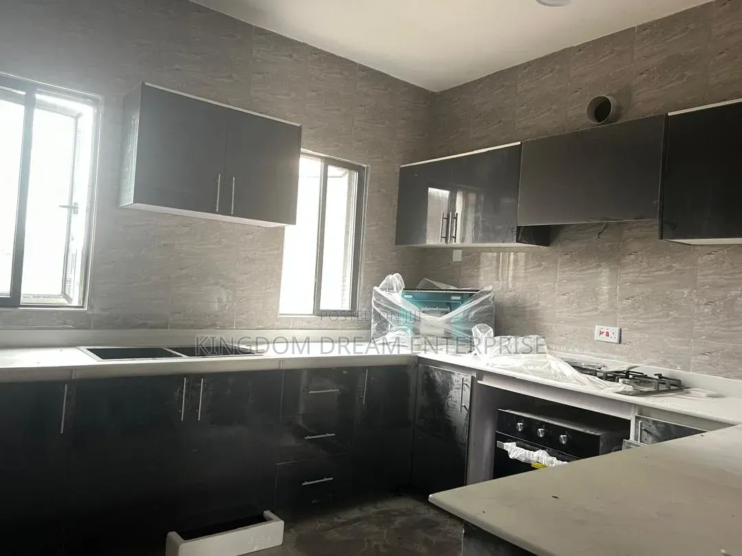 4bdrm Townhouse / Terrace in Adeniyi Jones Ikeja for rent