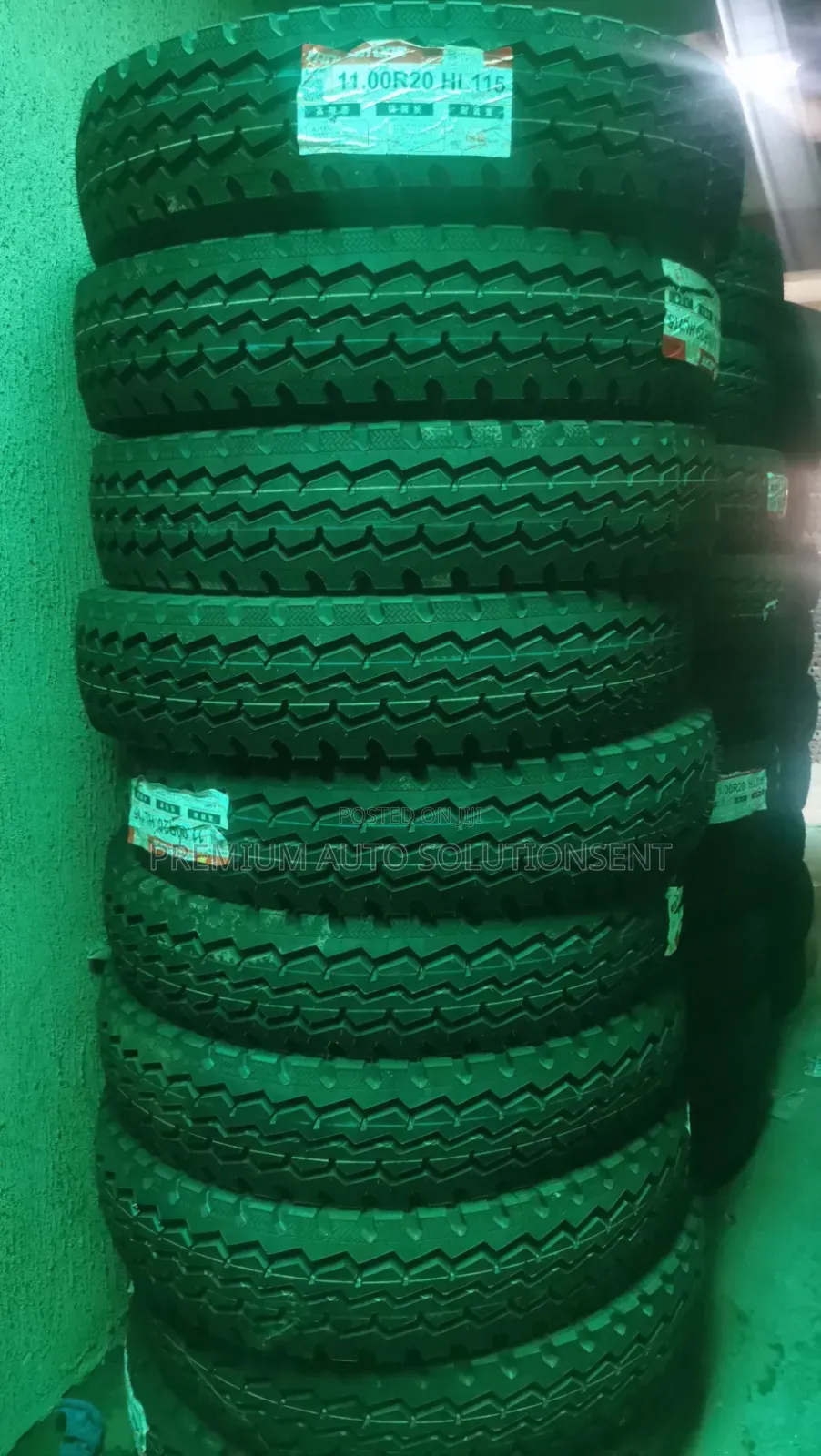 Brand New 11.00-20 Truck Tyre