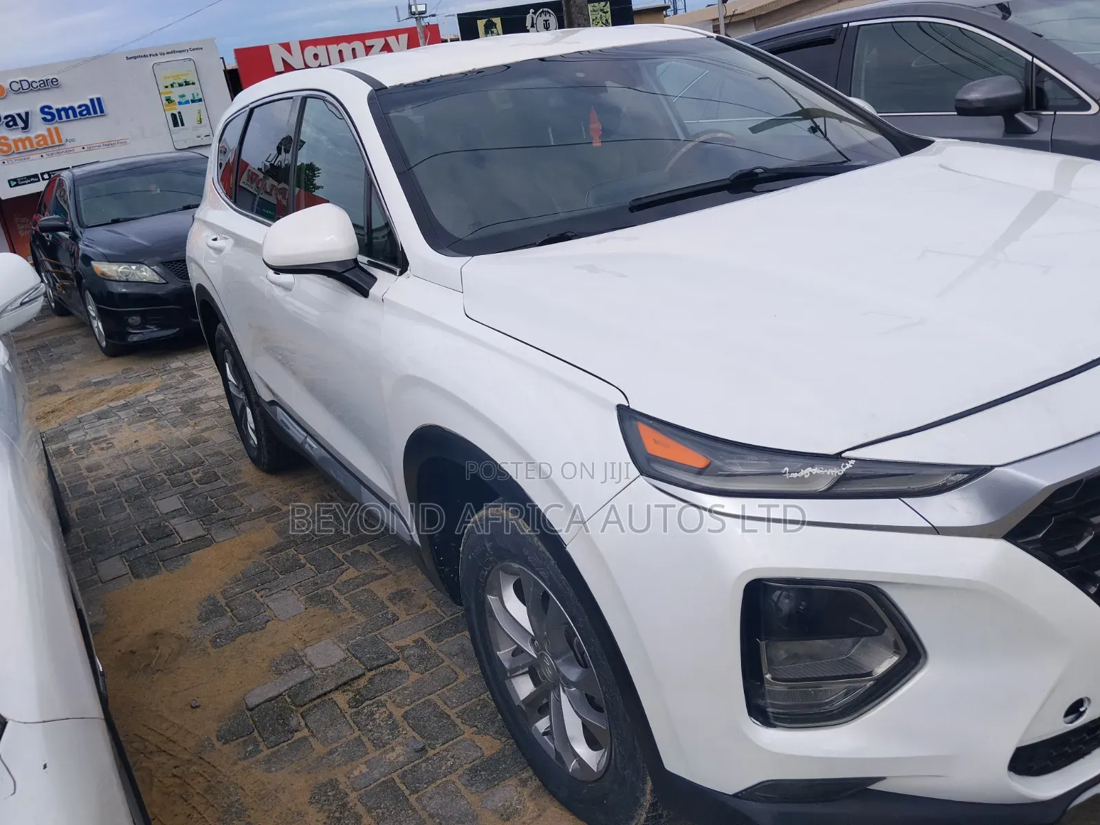 Hyundai Santa Fe 2019 White