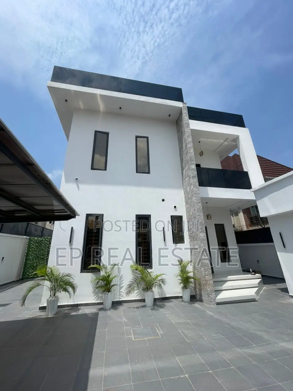 5bdrm Duplex in Apo Resettlement for sale