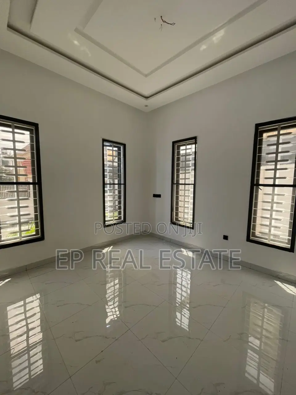 5bdrm Duplex in Apo Resettlement for sale