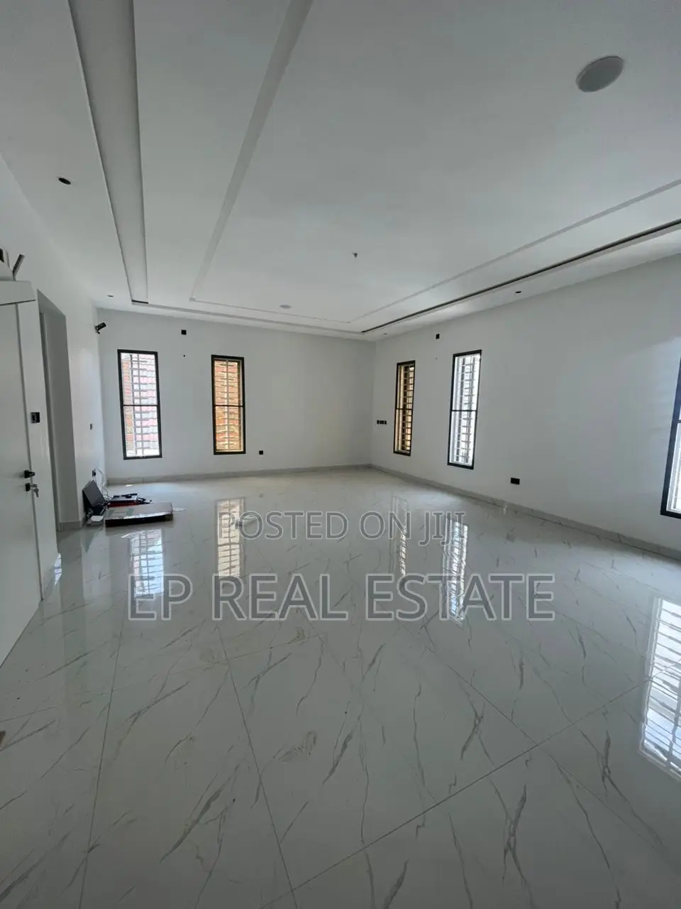 5bdrm Duplex in Apo Resettlement for sale