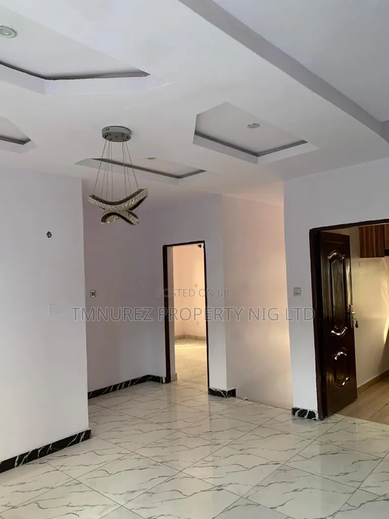 4bdrm Duplex in An Estate, Ikota for rent