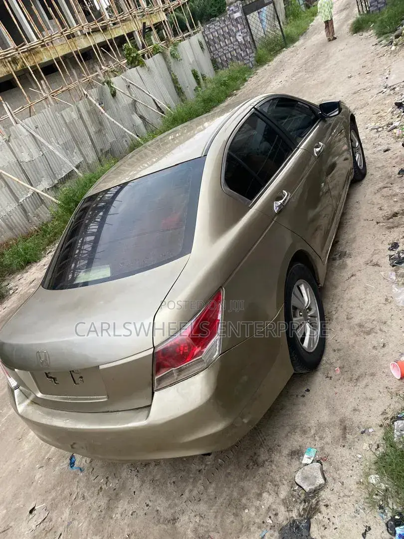 Honda Accord 2008 Gold