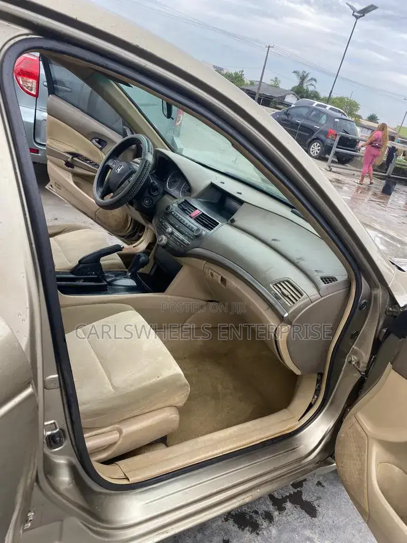 Honda Accord 2008 Gold