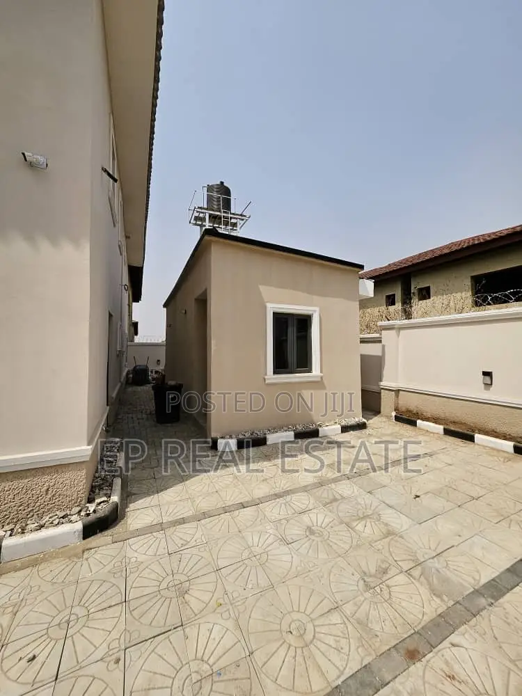 4bdrm Duplex in Apo District for sale