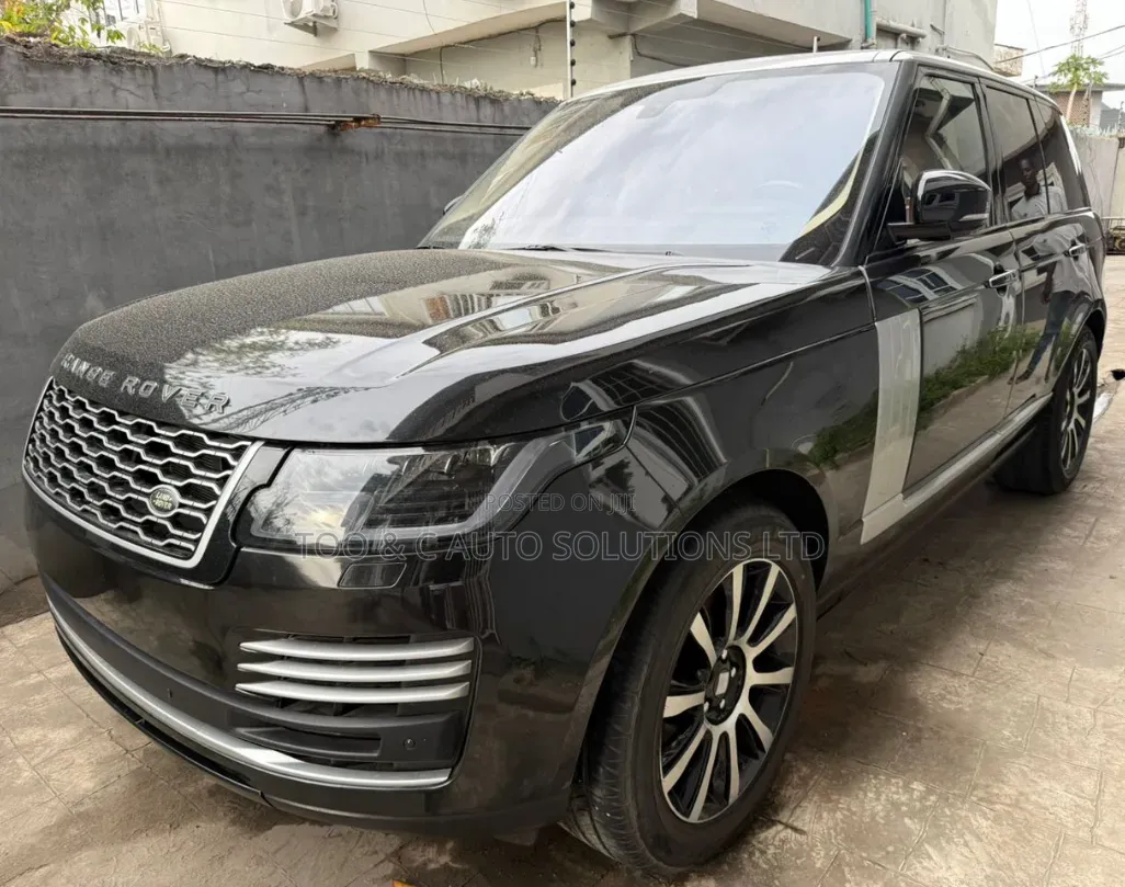 Land Rover Range Rover Vogue 2016 Black