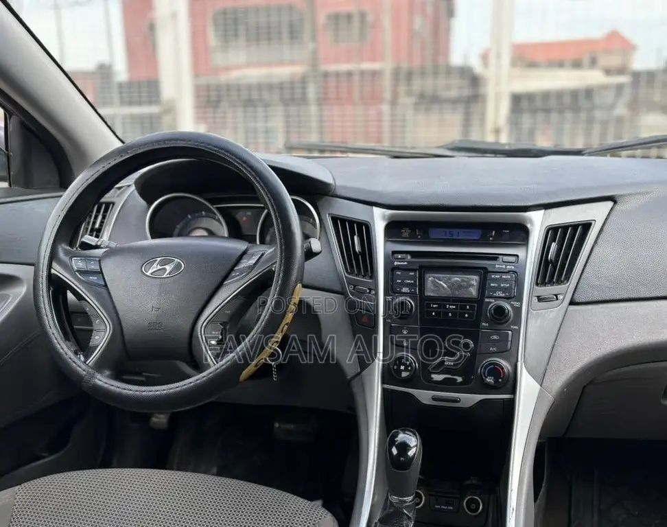 Hyundai Sonata 2011 Blue