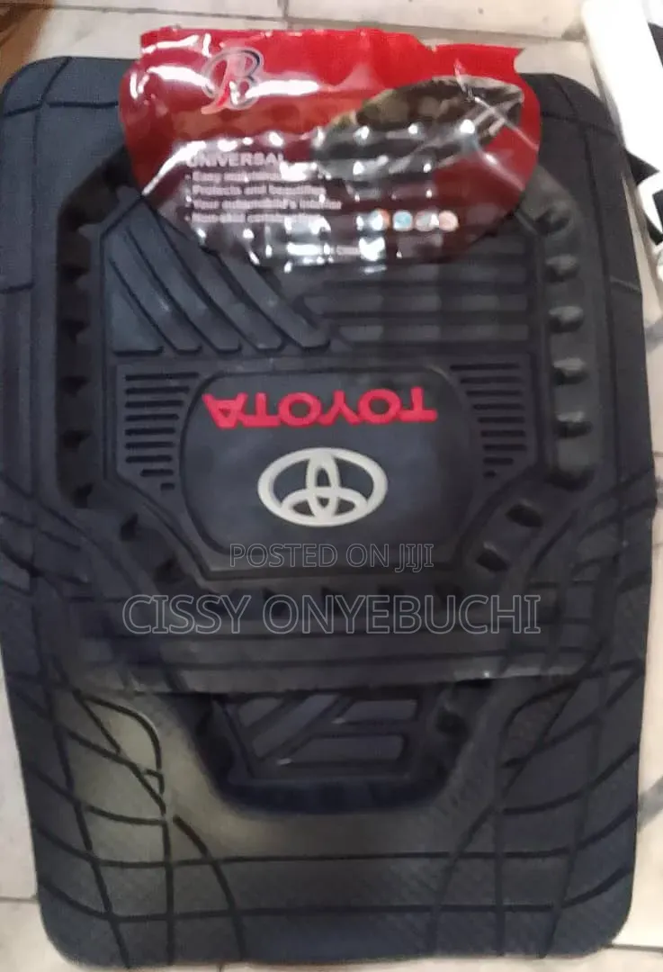 Toyota( Cup)Rubber Footmats