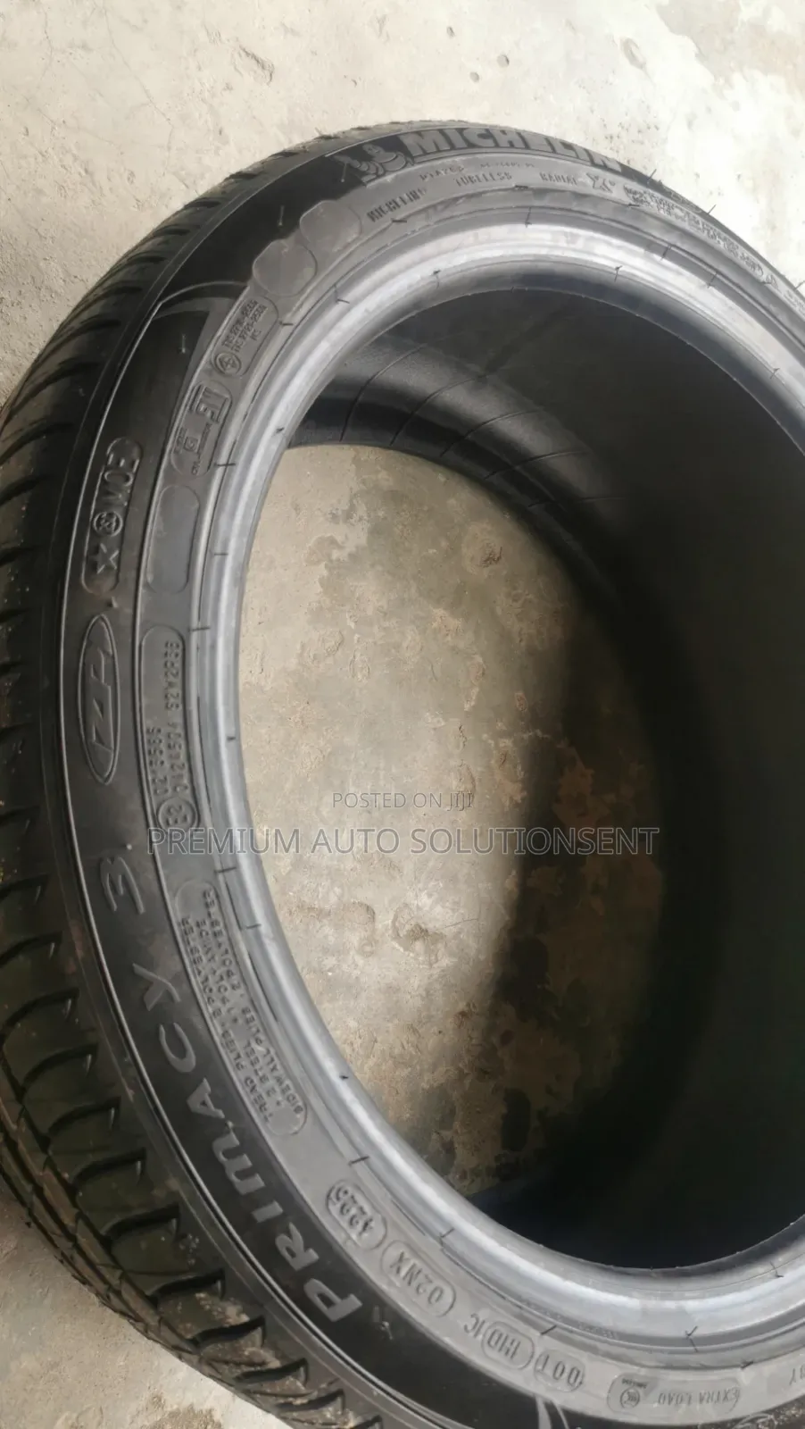 Brand New 245/40r19 Run-Flat