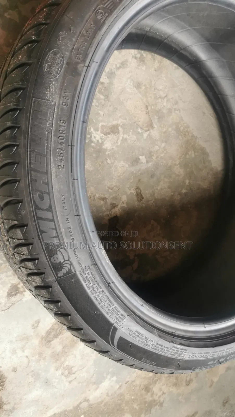 Brand New 245/40r19 Run-Flat