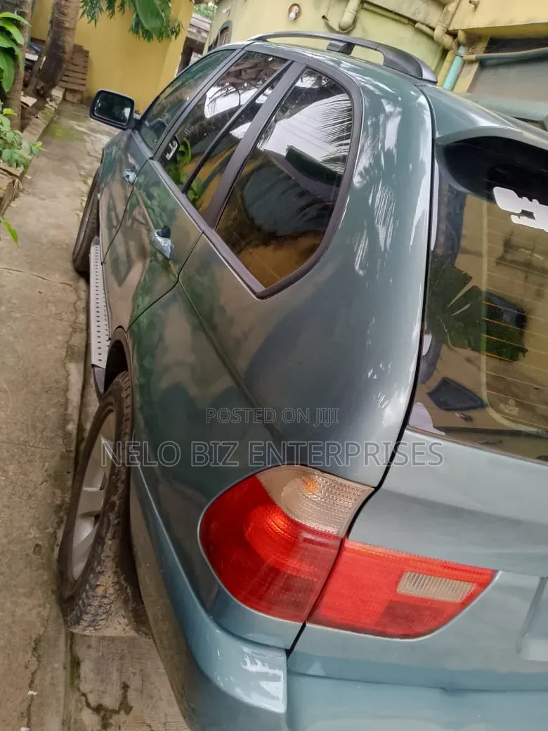 BMW X5 2005 Green