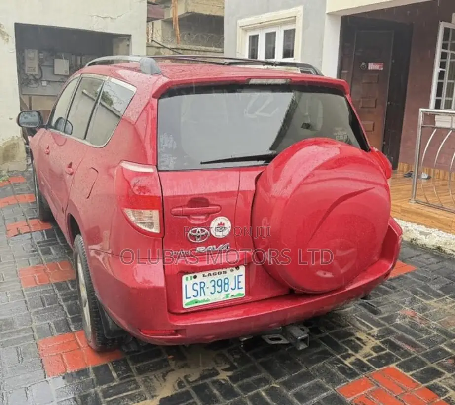 Toyota RAV4 2008 Red