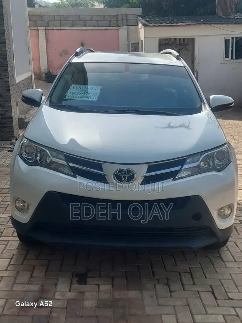 Toyota RAV4 2015 White
