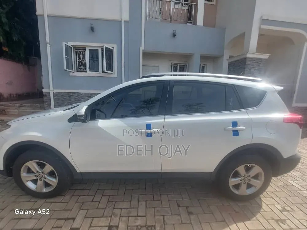 Toyota RAV4 2015 White