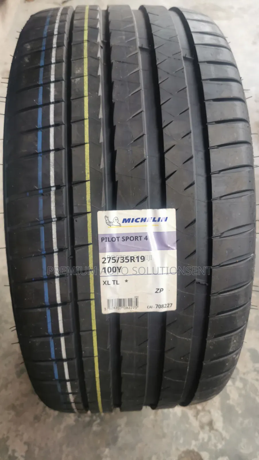 Brand New 275/35r19 Run-Flat