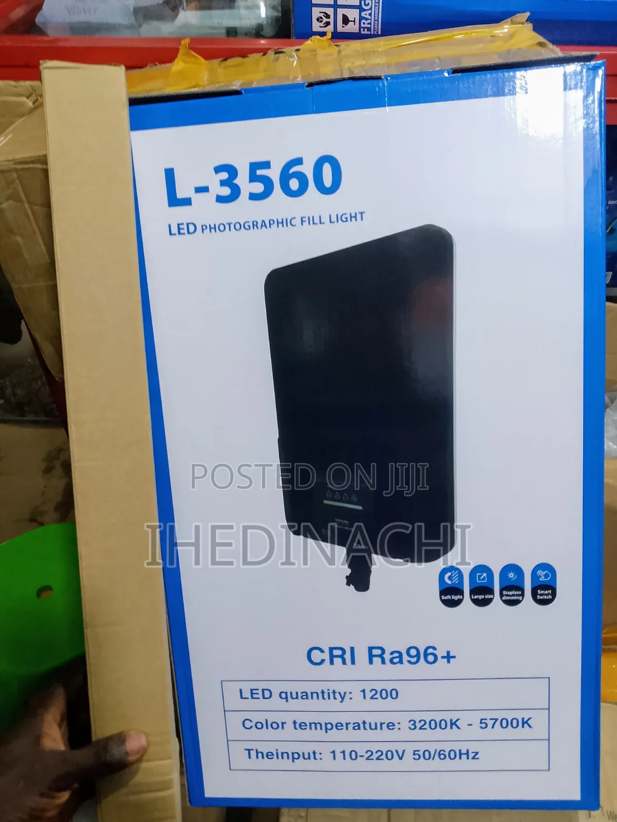 L-3560 Photographic Light With Stand