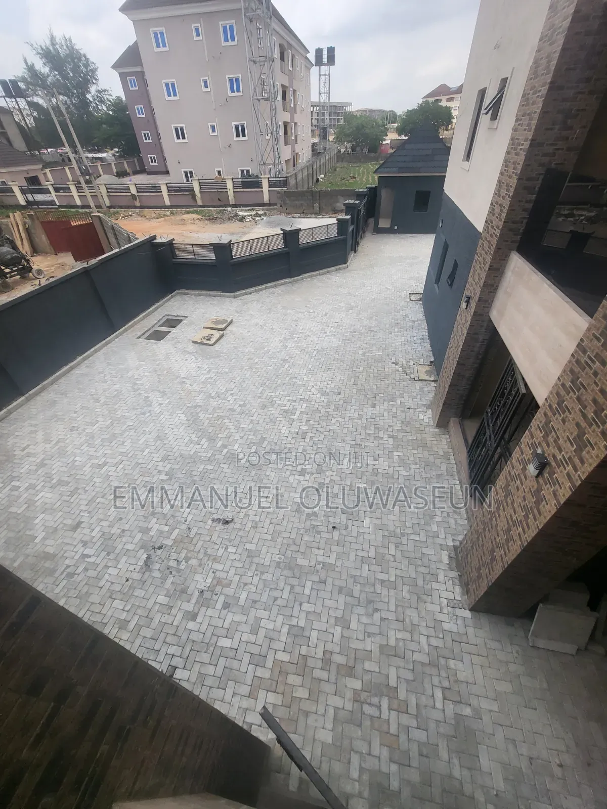 3bdrm Block of Flats in Jabi for rent