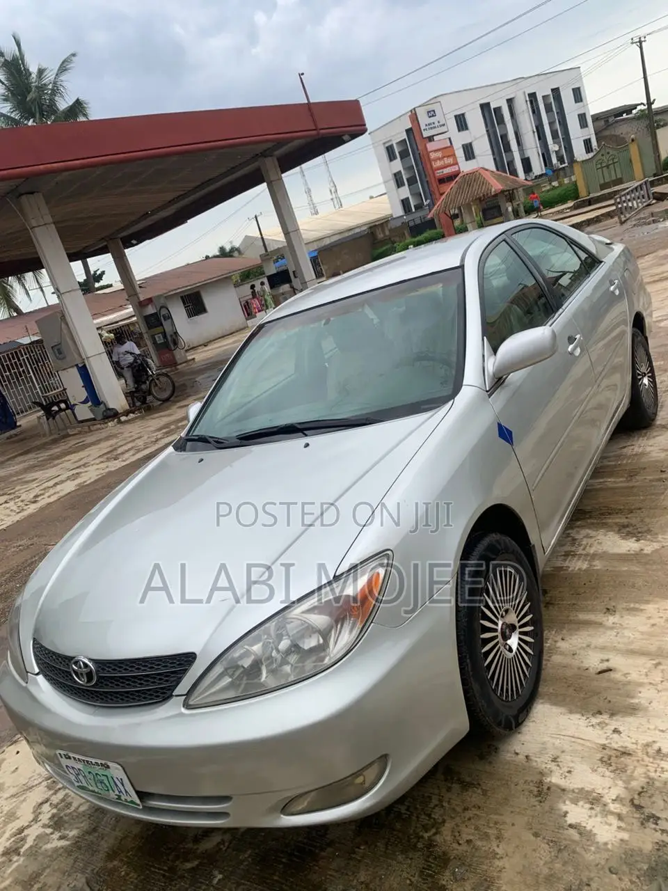 Toyota Camry LE 4dr Sedan (2.4L 4cyl 4A) 2004 Silver