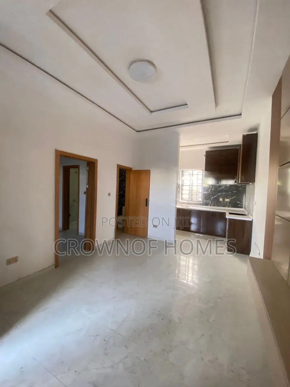 1bdrm Apartment in Jakande for sale