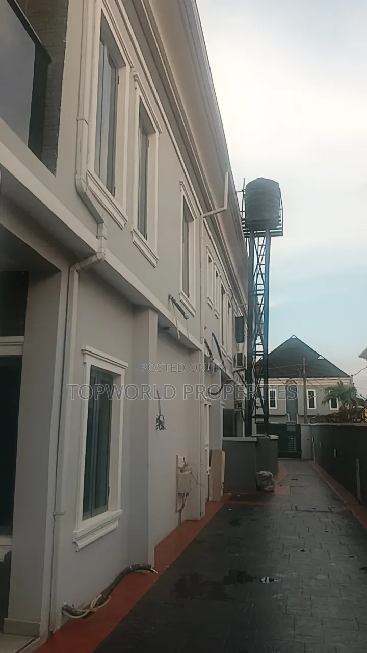 3bdrm Duplex in Maplewood Estate Oko for sale