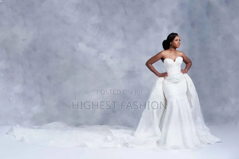 Strapless, Sweetheart Neckline, 2-in-1 Dress.