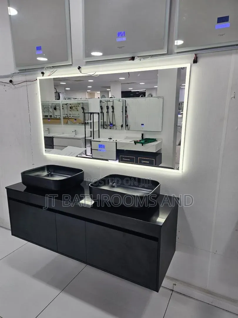 Luxury Bathrooms Sensor Cabinet Different Colors