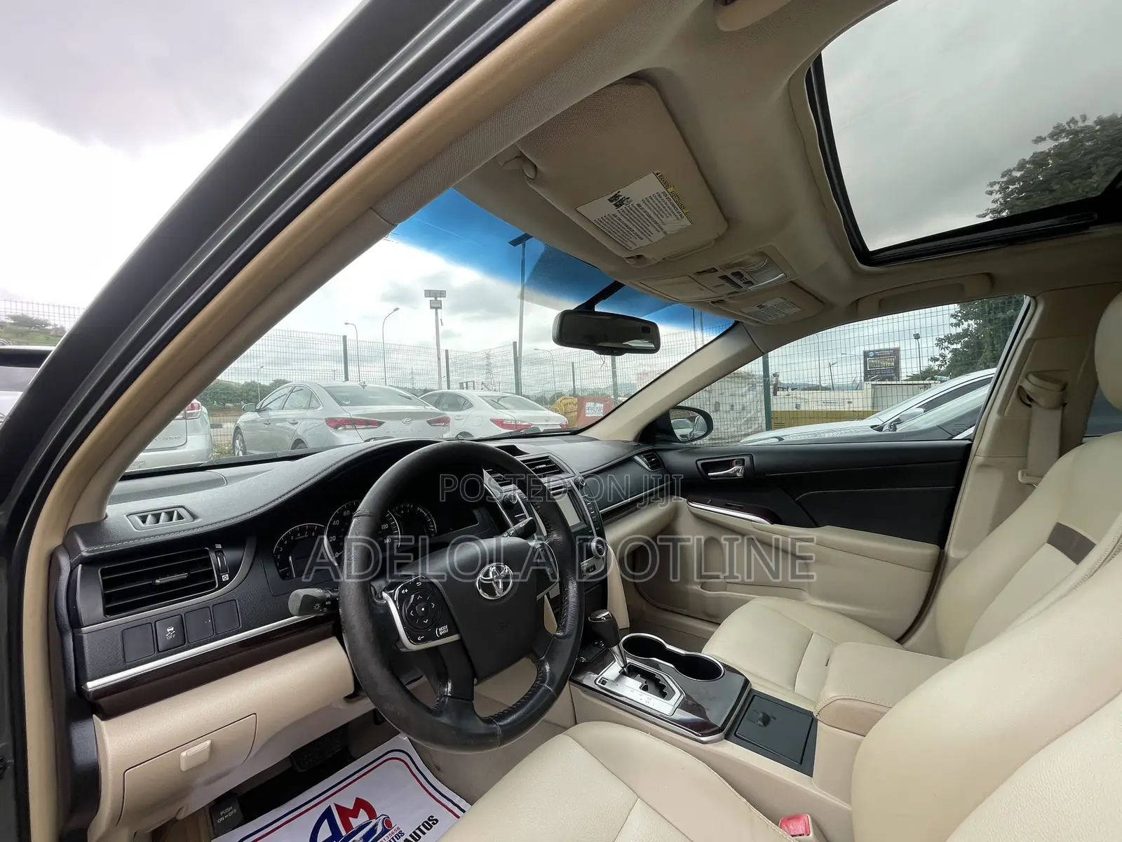 Toyota Camry XLE V6 4dr Sedan (3.5L 6cyl 6A) 2013 Gray