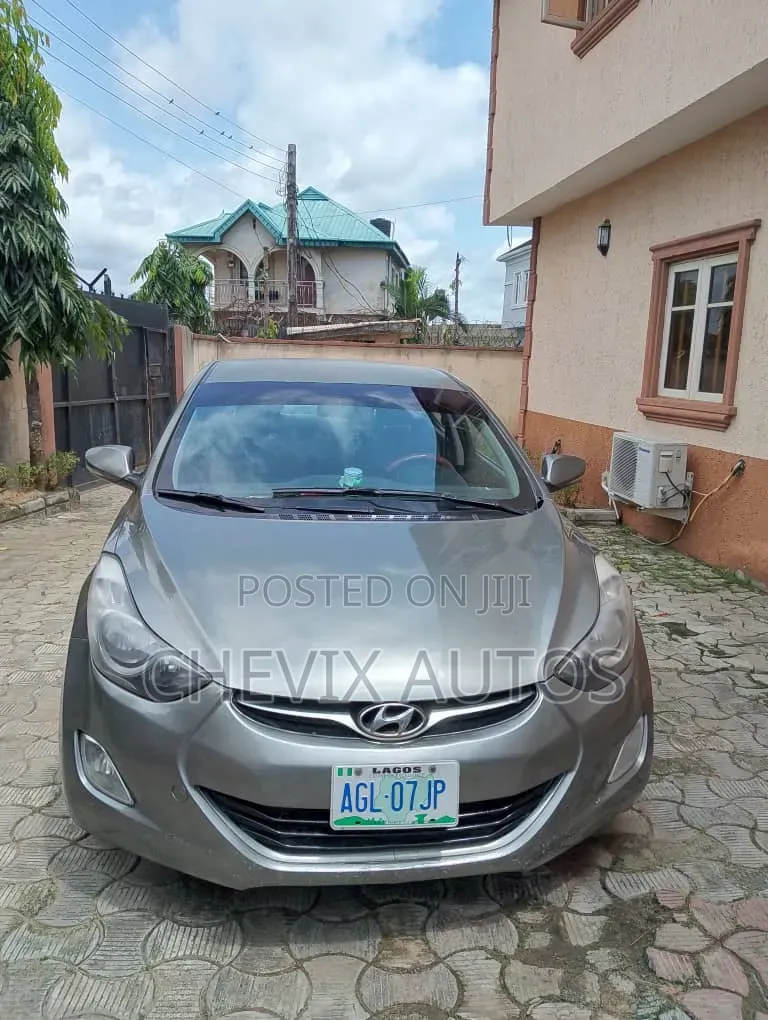 Hyundai Elantra 2013 Gray