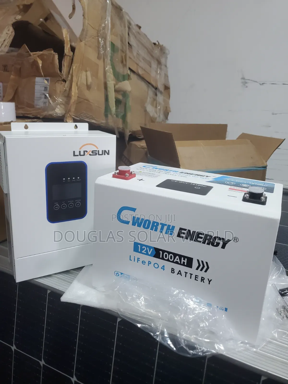 2000w Hybridinverter/100a 1.3kwh Lithium Battery Solar System/Solution