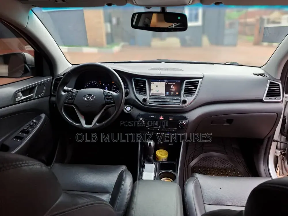 Hyundai Tucson 2018 Silver