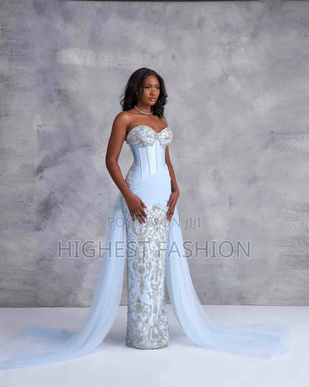 Reception Dress With Strapless, Sweethheart Neckline