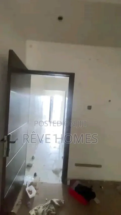 Furnished Mini Flat in Ilupeju Industrial Estate for rent