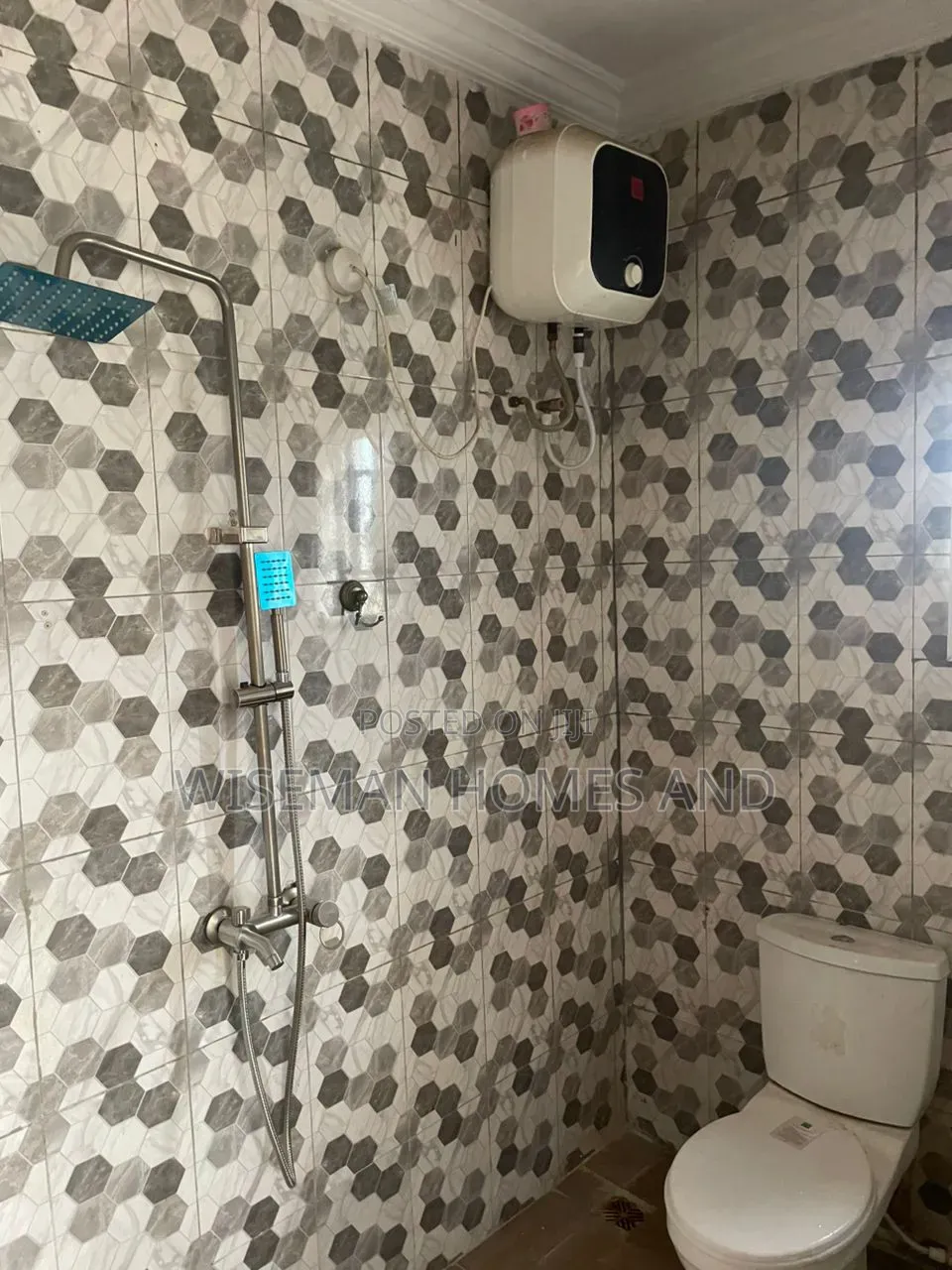 2bdrm Apartment in United Estate, Sangotedo for rent