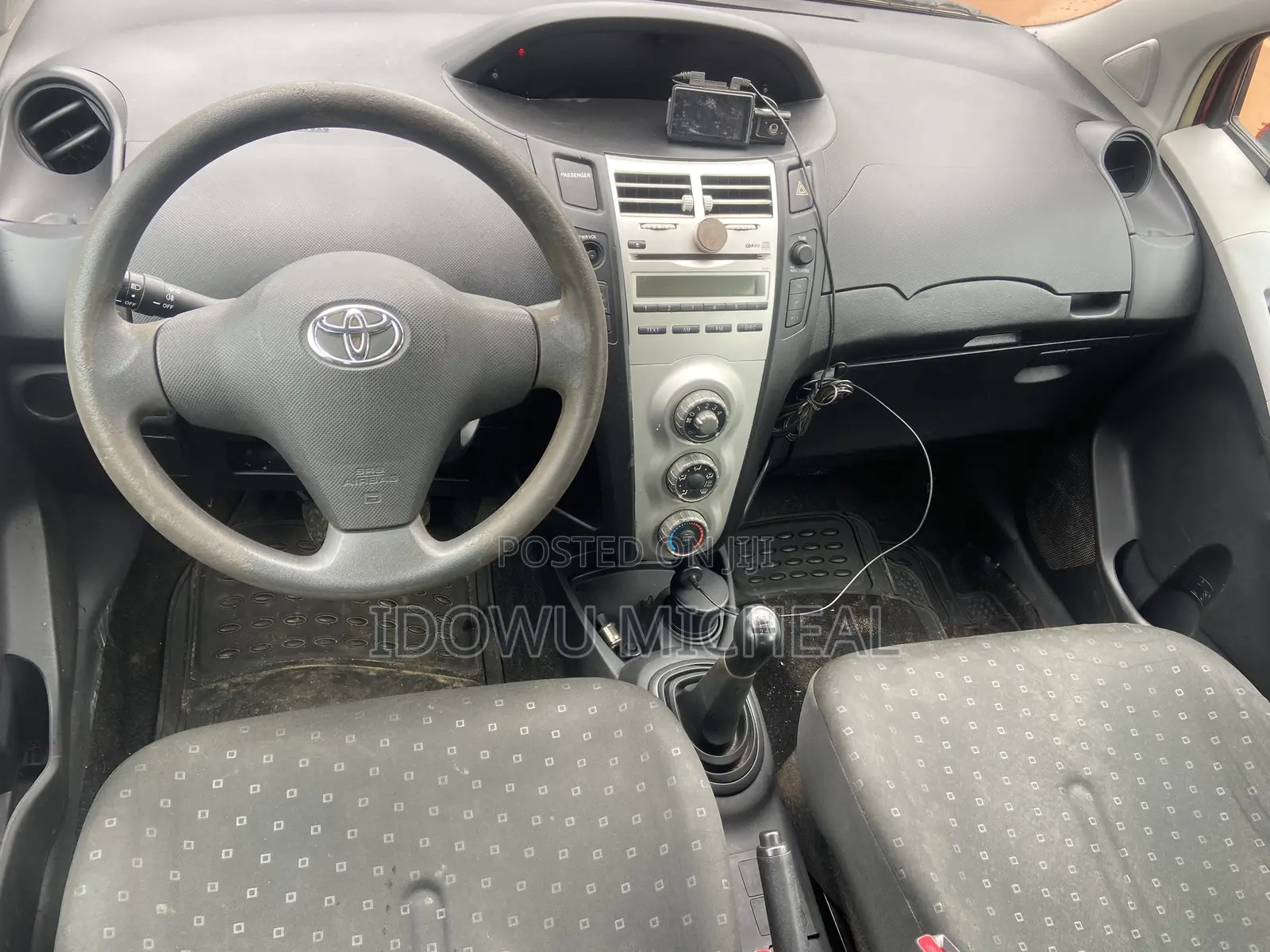 Toyota Yaris 1.0 VVT-i 2008 Red