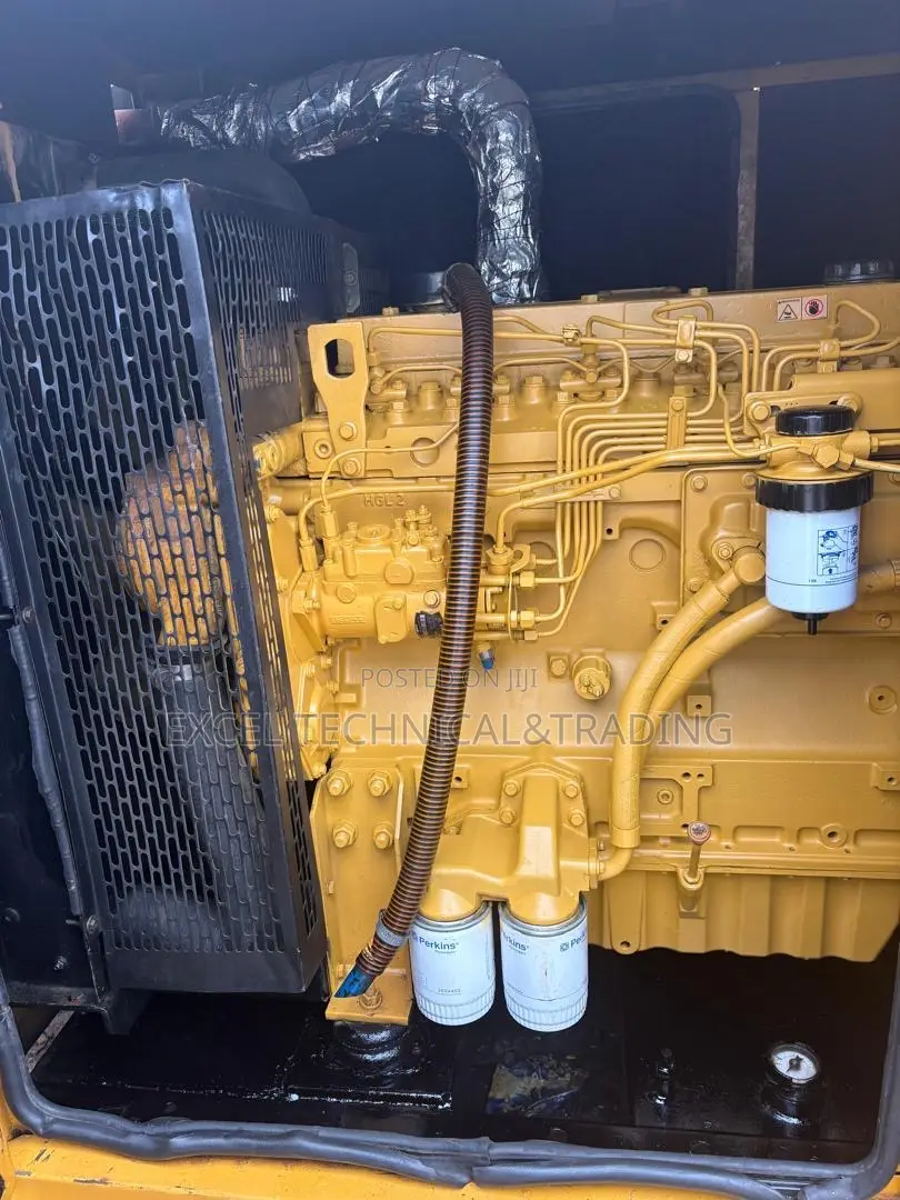 Cat Mantrac Soundproof Diesel Generator. 100 Kva