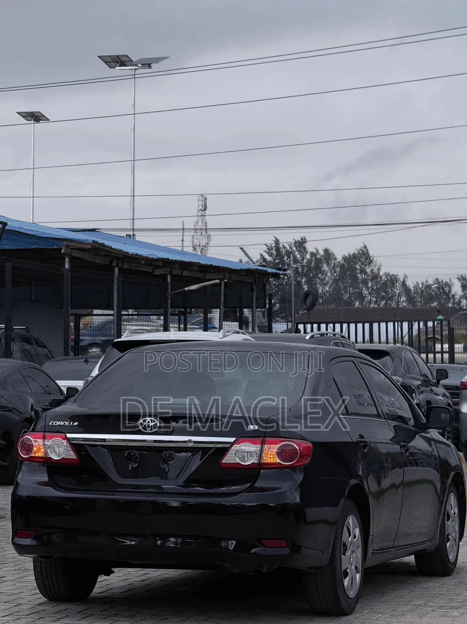 Toyota Corolla LE 4dr Sedan (1.8L 4cyl 4A) 2013 Black
